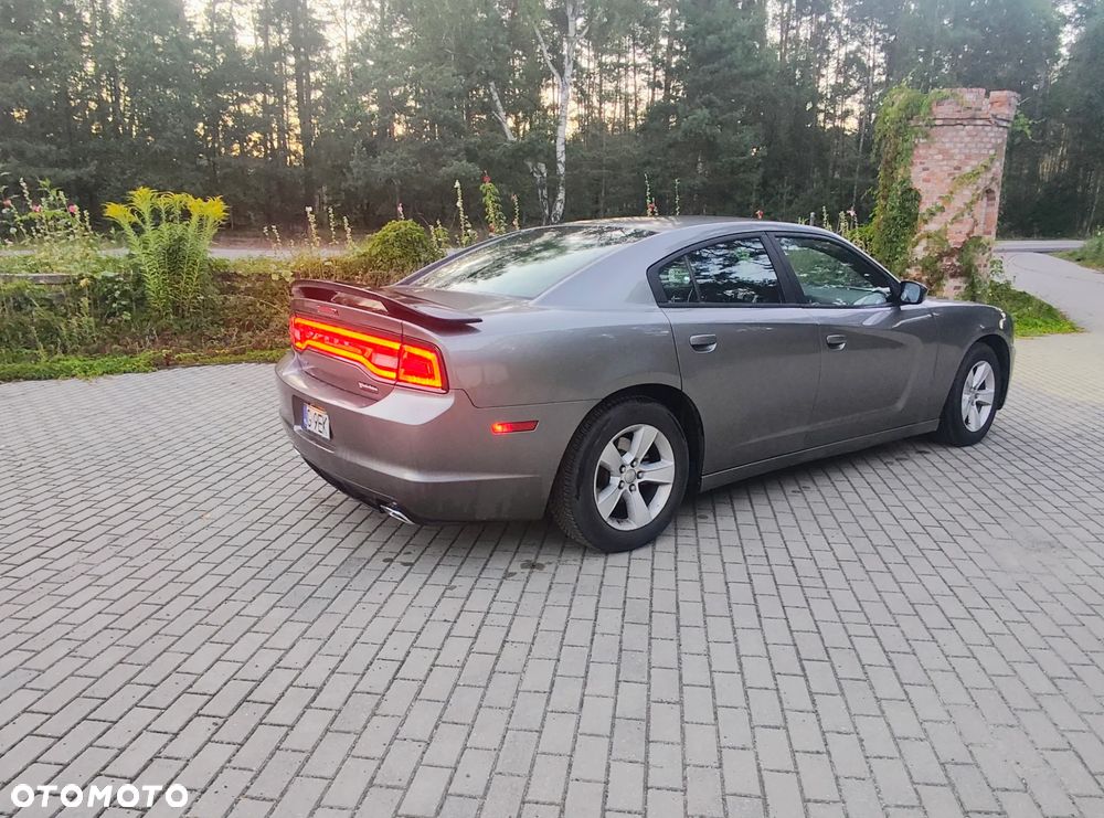 Dodge Charger - 9