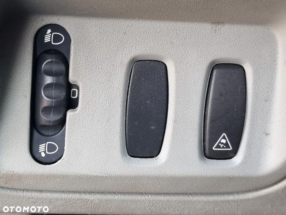 Renault Trafic Passenger Pack Clim - 16