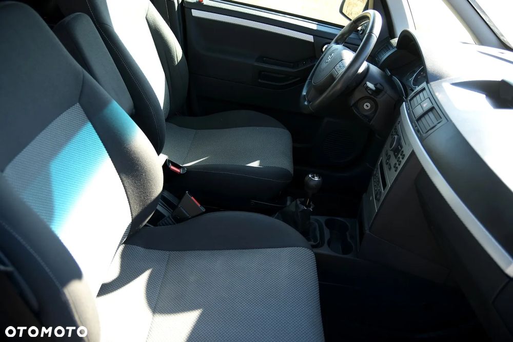 Opel Meriva - 16