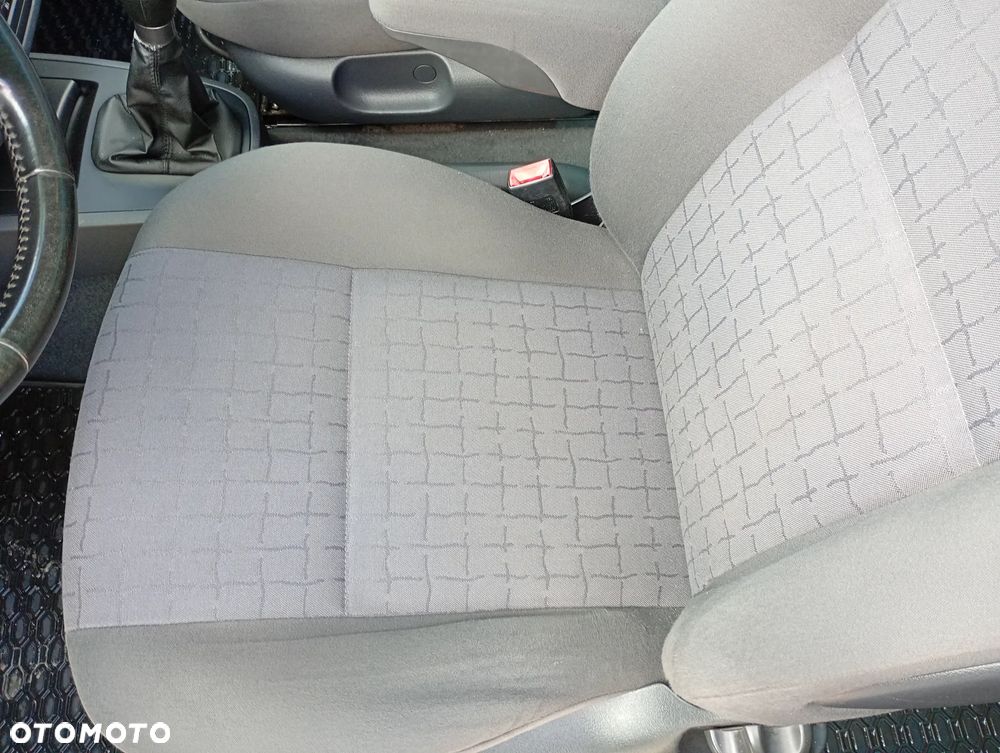 Seat Alhambra 1.9 TDI Vigo - 15