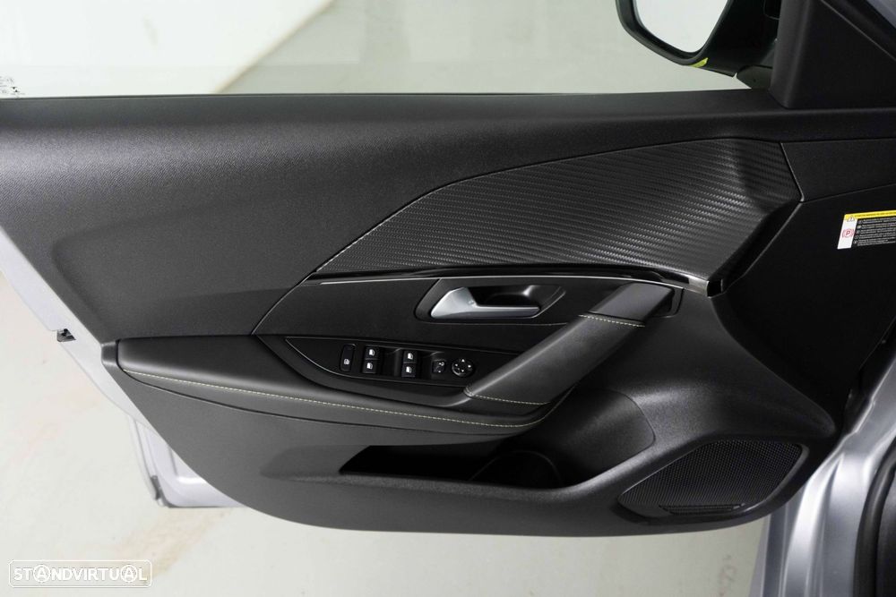 Peugeot e-208 50 kWh GT - 21