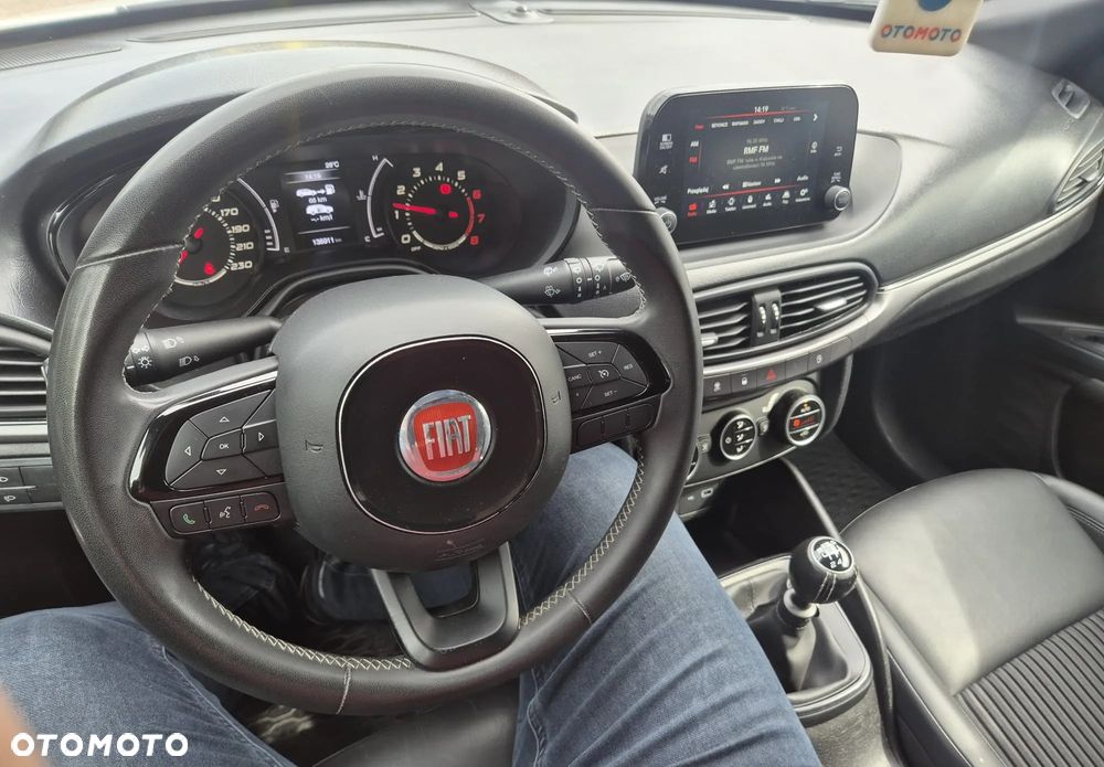 Fiat Tipo 1.4 T-Jet 16v Lounge - 20