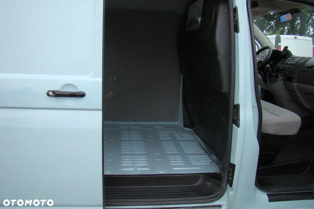 Volkswagen Transport - 12