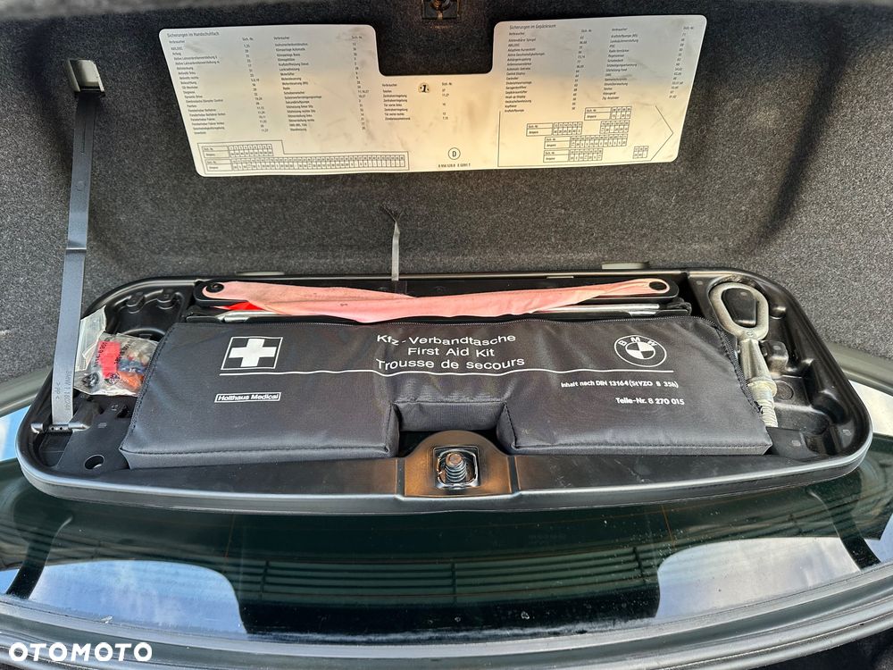 BMW Seria 5 525i - 9