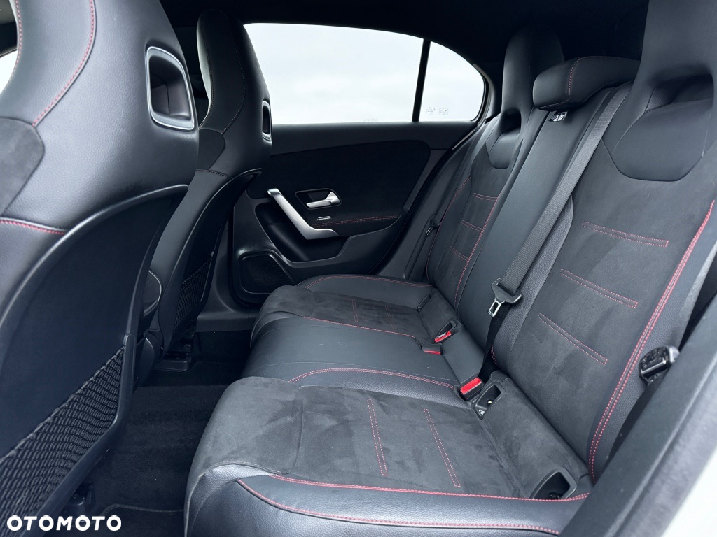 Mercedes-Benz Klasa A 180 7G-DCT AMG Line - 18