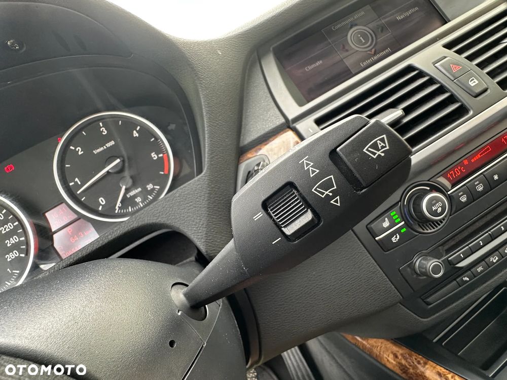 BMW X5 3.0d xDrive - 36
