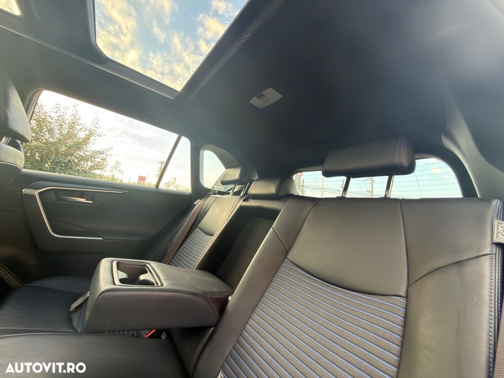 Toyota RAV4 2.5 4x4 Style Selection - 11