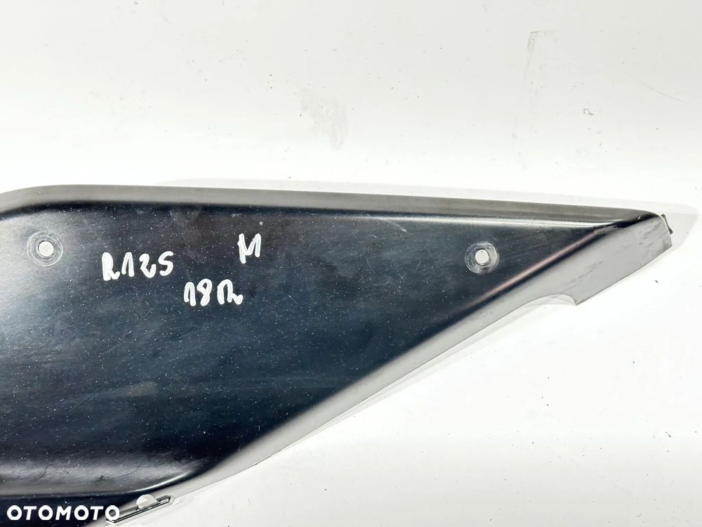 Boczek prawy  Yamaha R125 YZF 16-20R - 3