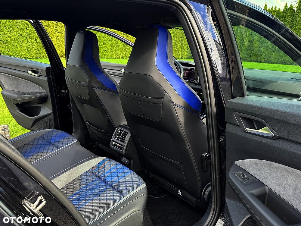Volkswagen Golf 2.0 TSI 4Motion R DSG - 17