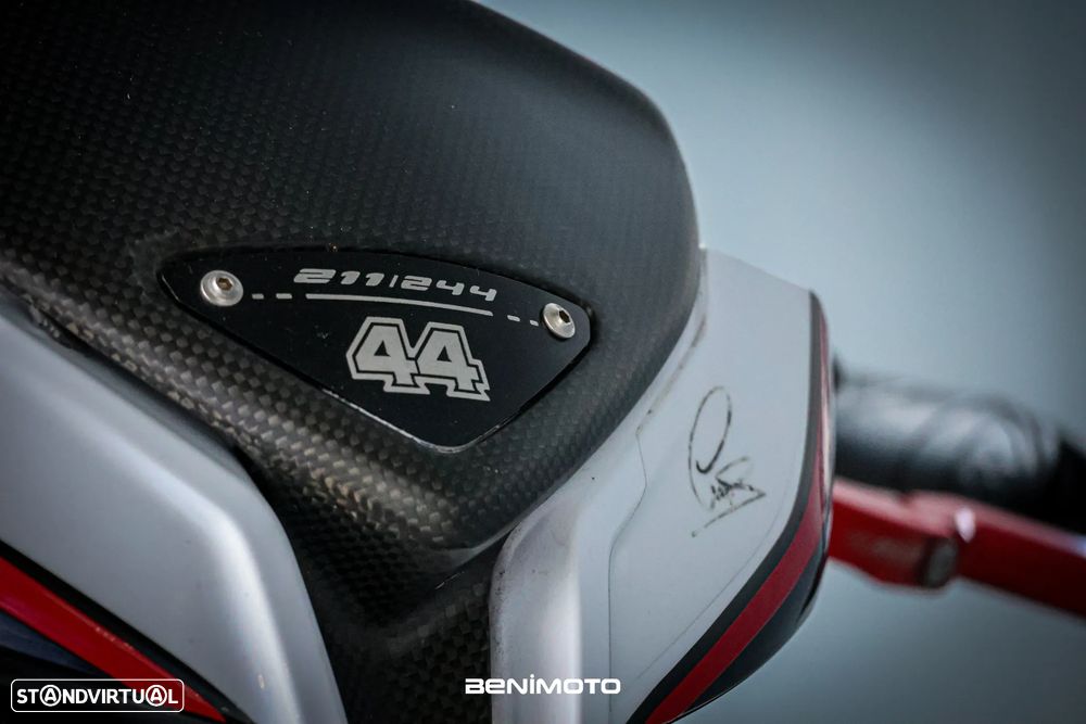 MV Agusta Dragster Lewis Hamilton 211/244 - 13