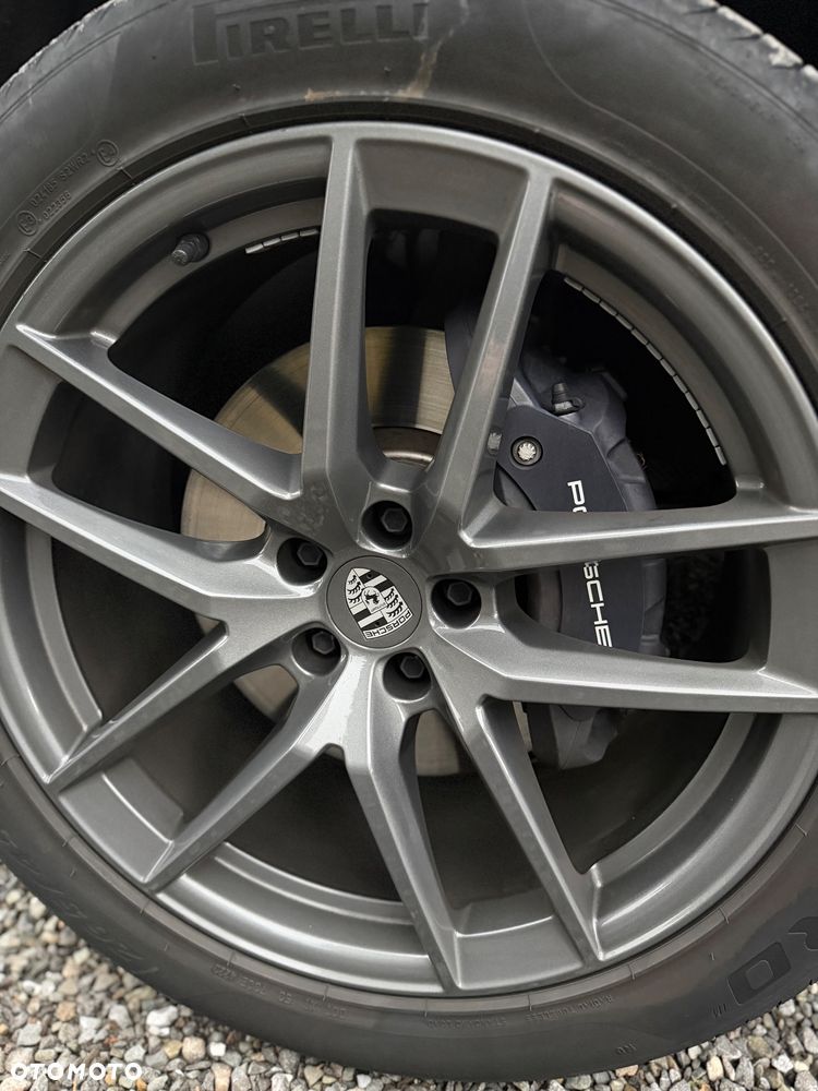 Porsche Macan T - 17