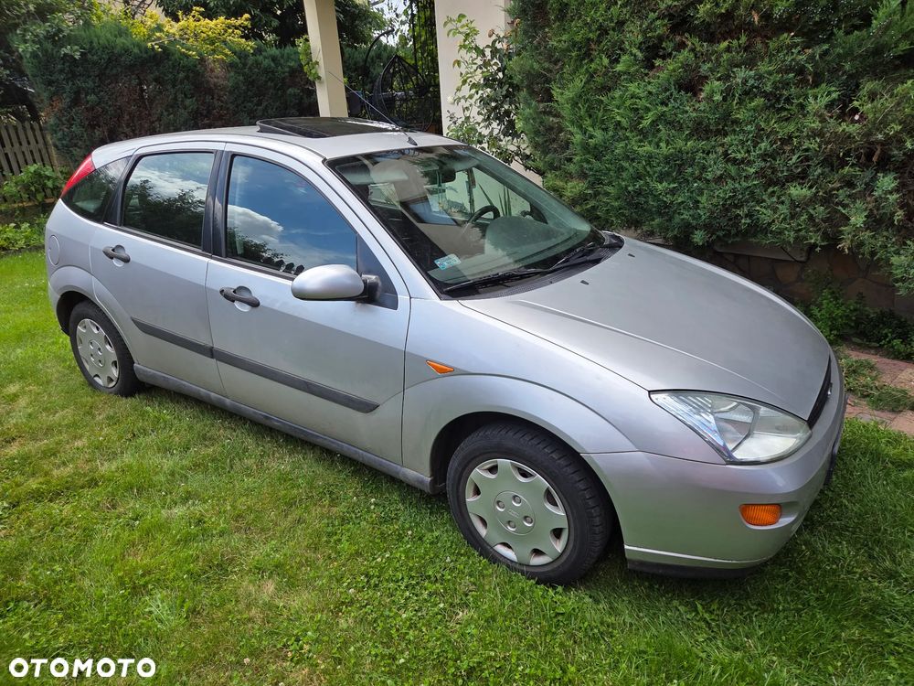 Ford Focus 1.4 Ambiente - 6