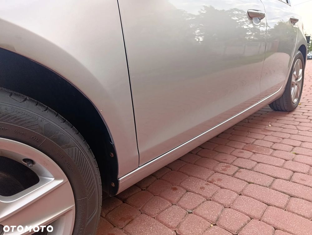Volkswagen Golf - 14