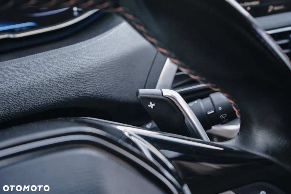 Peugeot 3008 PureTech 130 Stop & Start GPF EAT8 Allure - 36