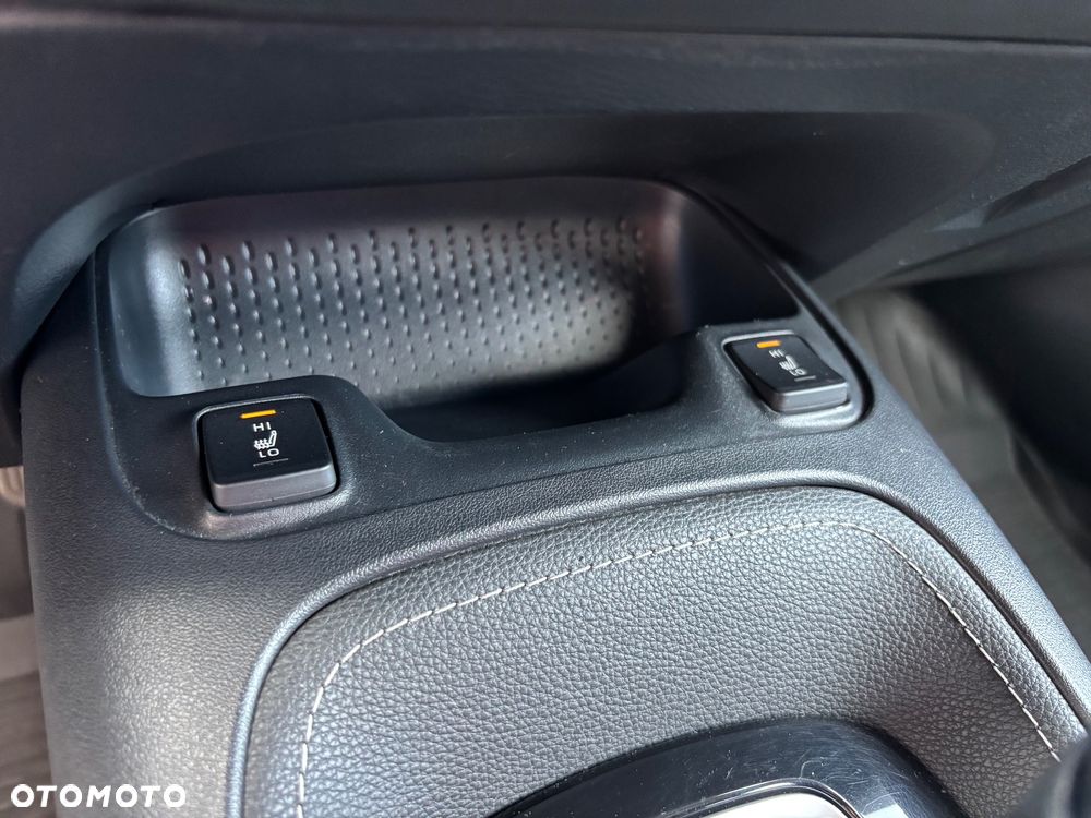 Toyota Corolla 2.0 Hybrid Comfort - 37