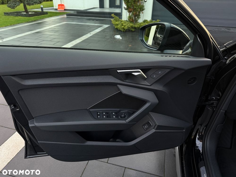 Audi A3 Sportback 40 TFSIe S tronic S line - 15