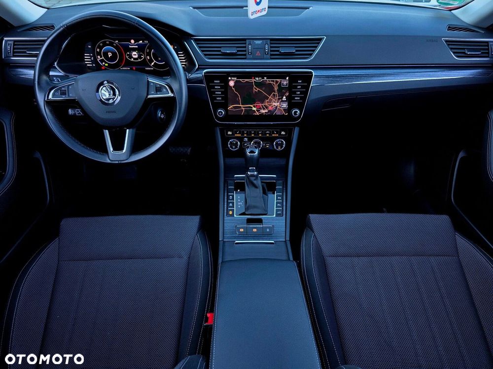 Skoda Superb 2.0 TDI Style DSG - 35