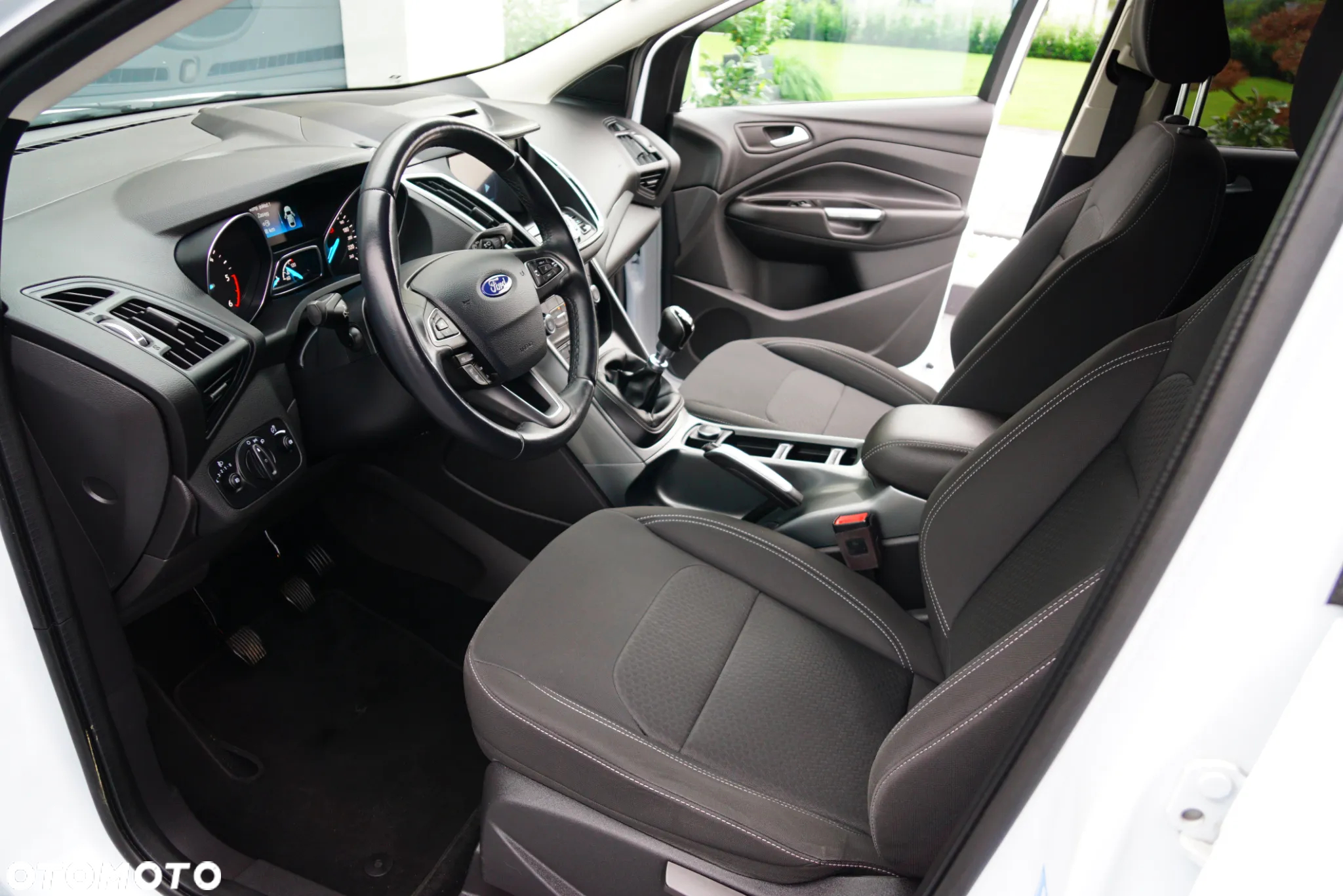 Ford Kuga 1.5 EcoBlue FWD Titanium - 27