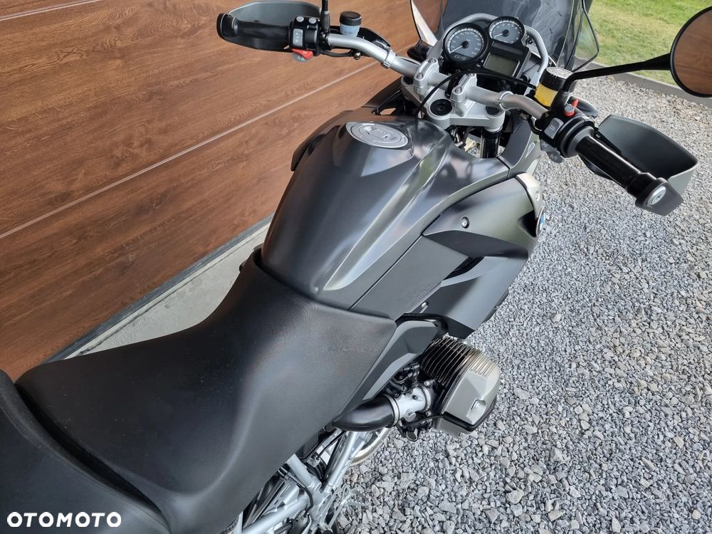 BMW R - 19