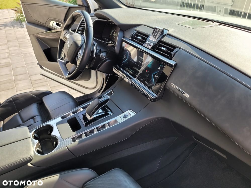 DS Automobiles DS 7 Crossback - 28
