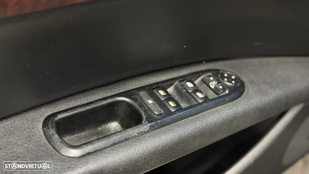 Peugeot 407 1.6 HDi Executive FAP - 13