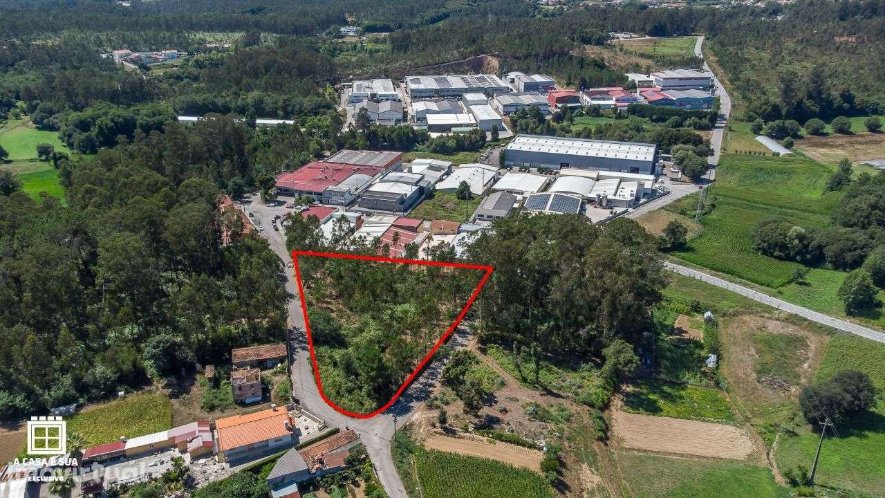 Terreno com 5.235 m2 na Zona Industrial de Mosteirô - Grande imagem: 3/16