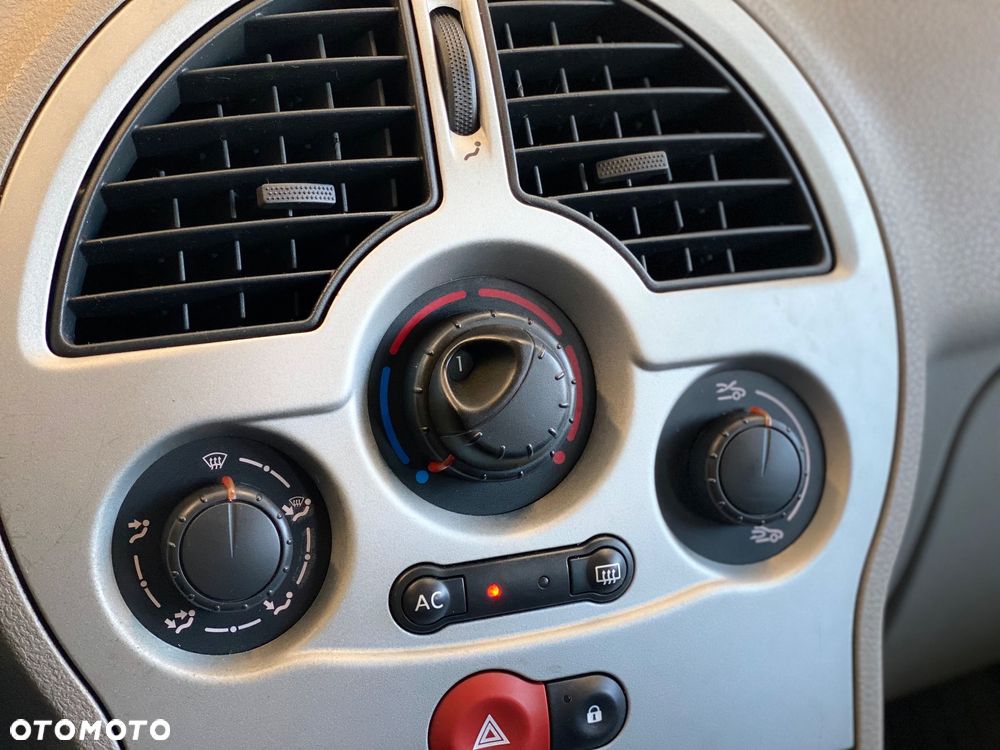 Renault Modus 1.6 Luxe Dynamique - 21