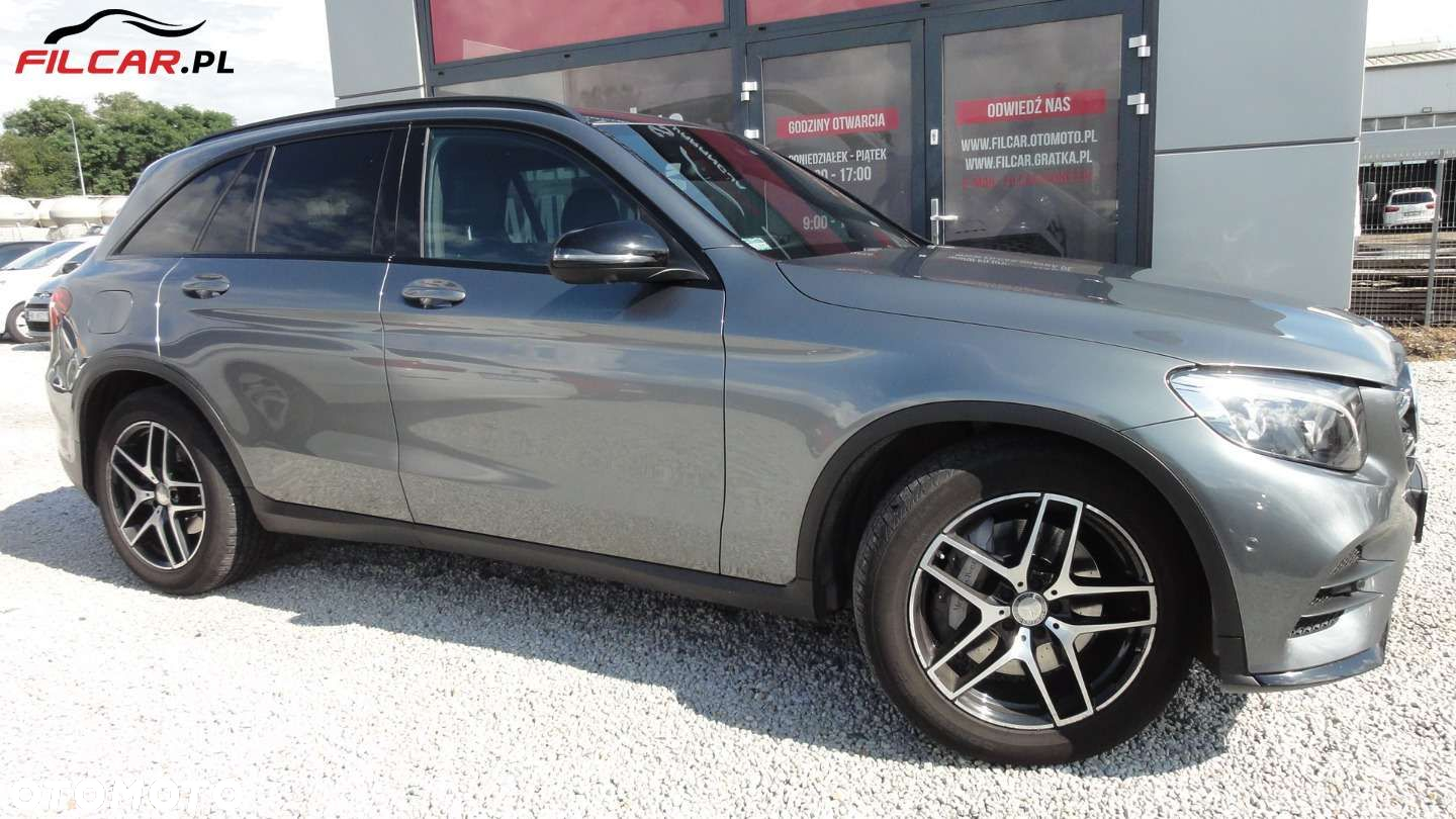 Mercedes-Benz GLC - 21