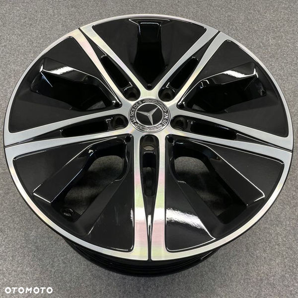 KOMPLET FELG MERCEDES A205 205 C KLASA 18 18”