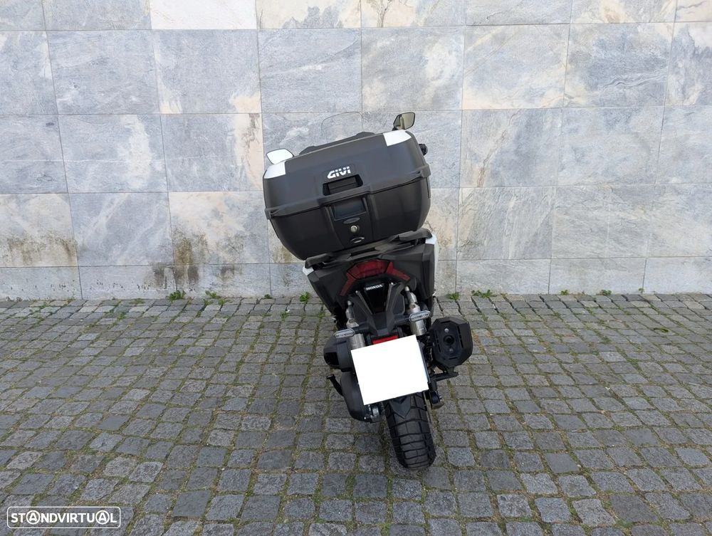 Honda ADV 350 - 8