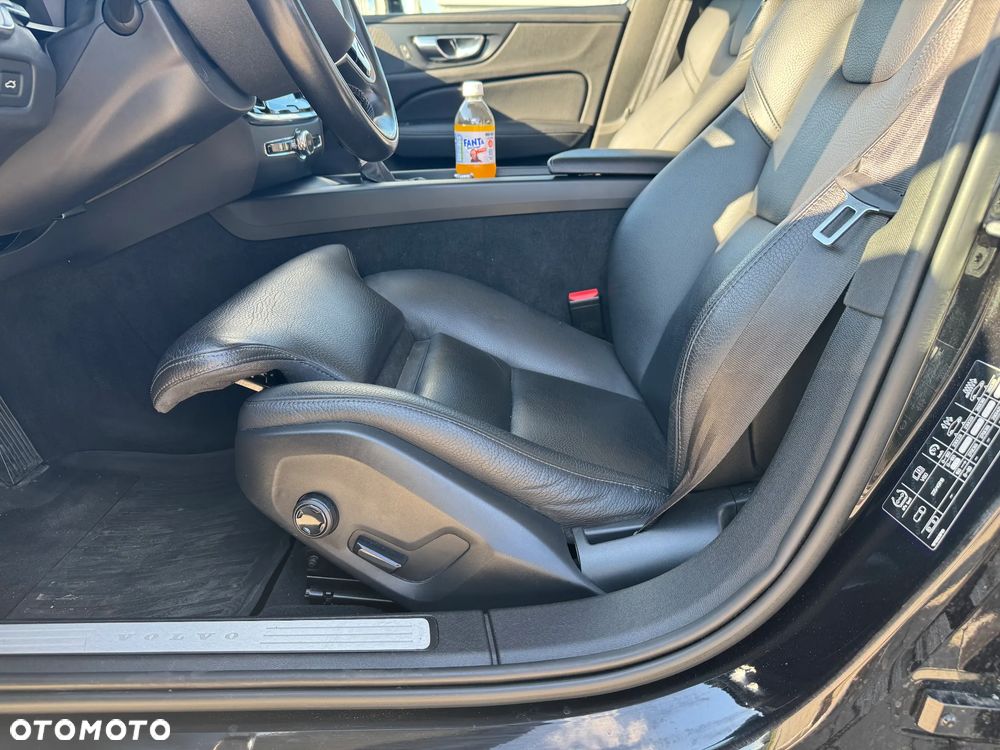 Volvo V60 D3 SCR AWD Inscription - 20