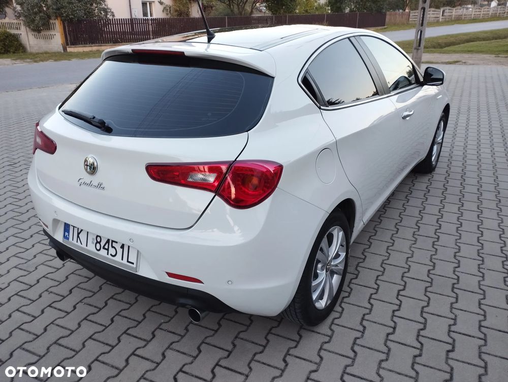 Alfa Romeo Giulietta 2.0 JTDM Progression - 8