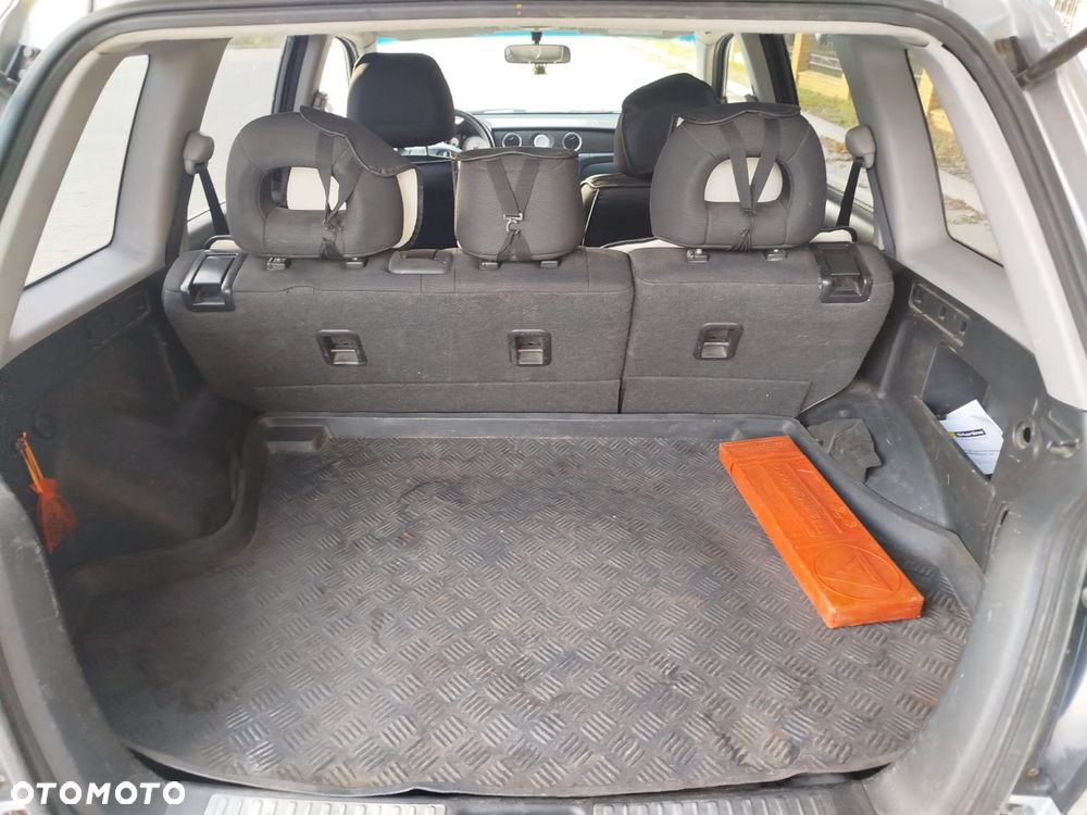 Mitsubishi Outlander 2.4 Dakar - 11