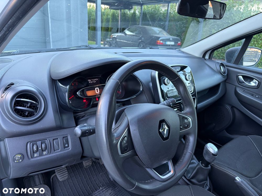 Renault Clio - 8