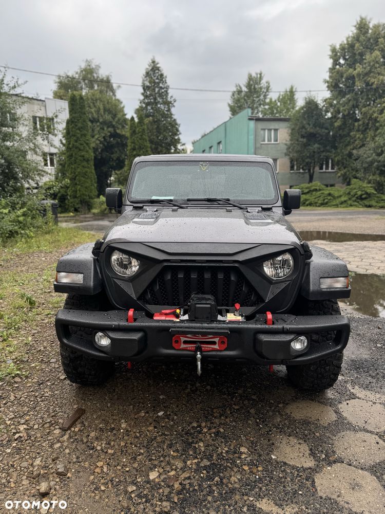 Jeep Wrangler - 8