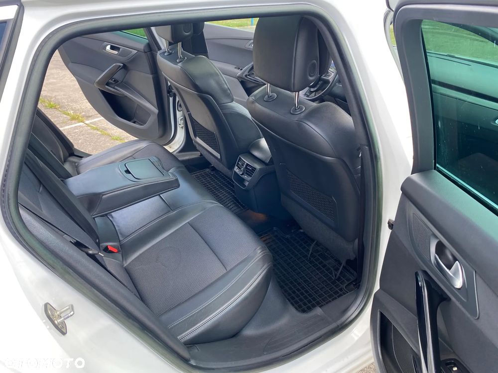Peugeot 508 HDi FAP 165 Allure - 12