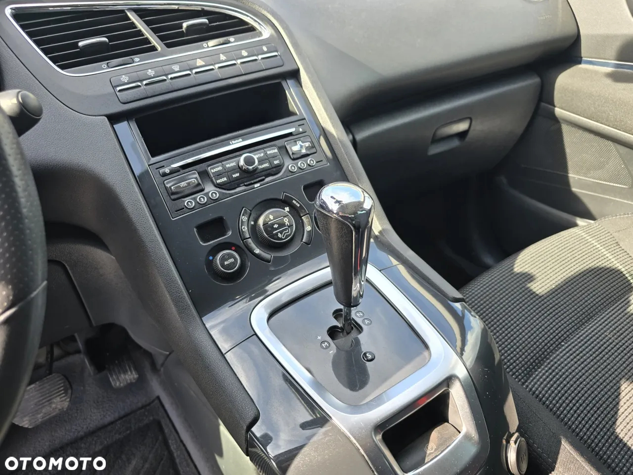 Peugeot 5008 1.6 HDi Premium - 19