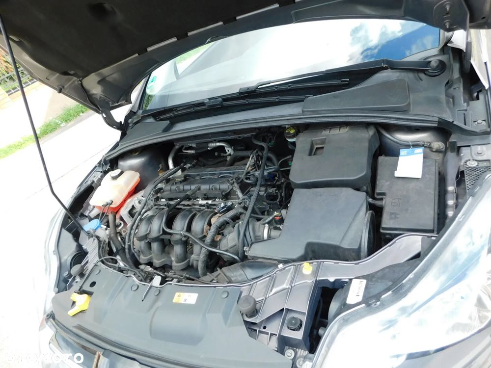 Ford Focus 1.6 Titanium - 26