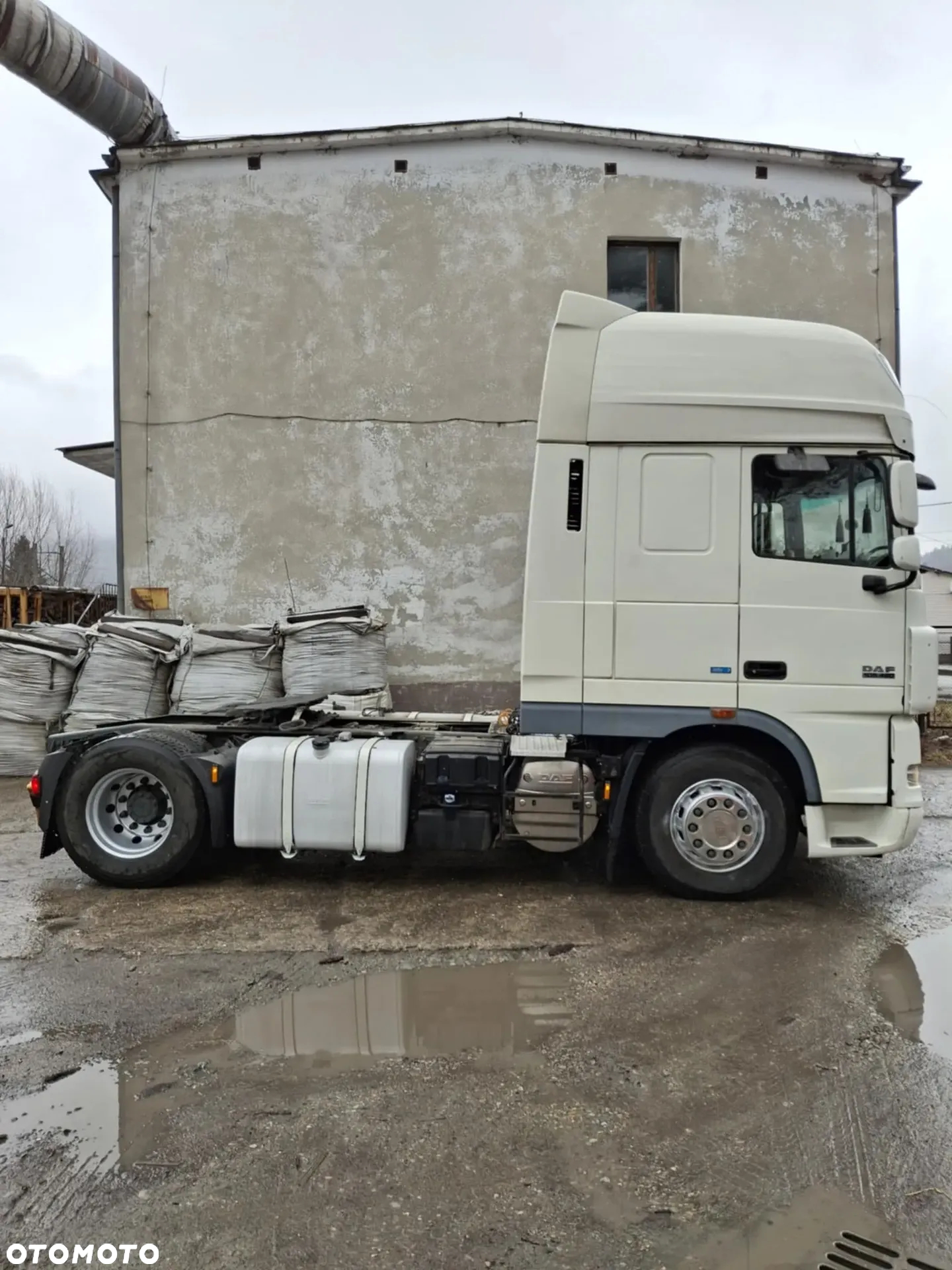 DAF 105 XF - 2