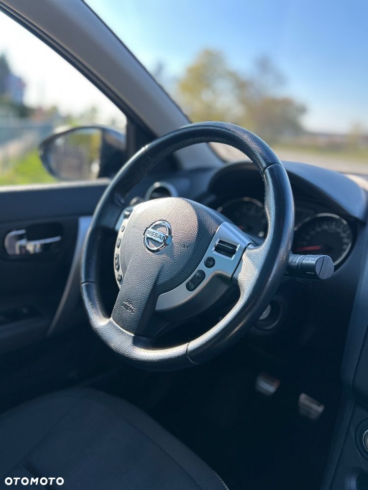 Nissan Qashqai - 11