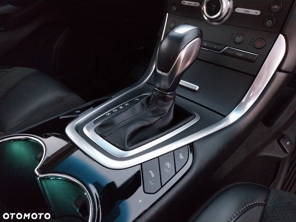 Ford Edge 2.0 TDCi Bi-Turbo 4x4 Sport - 18