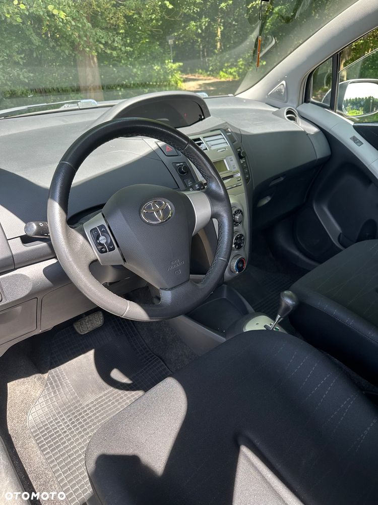 Toyota Yaris 1.3 Automatik Sol - 17