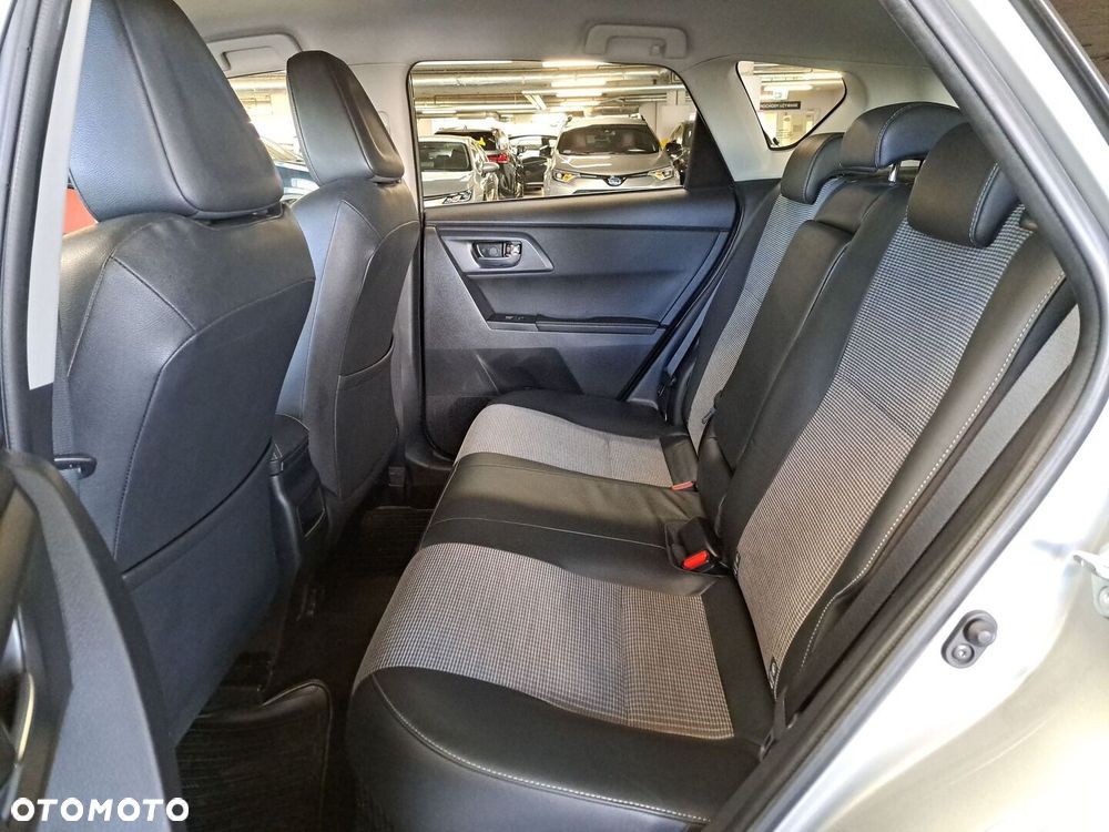 Toyota Auris - 13