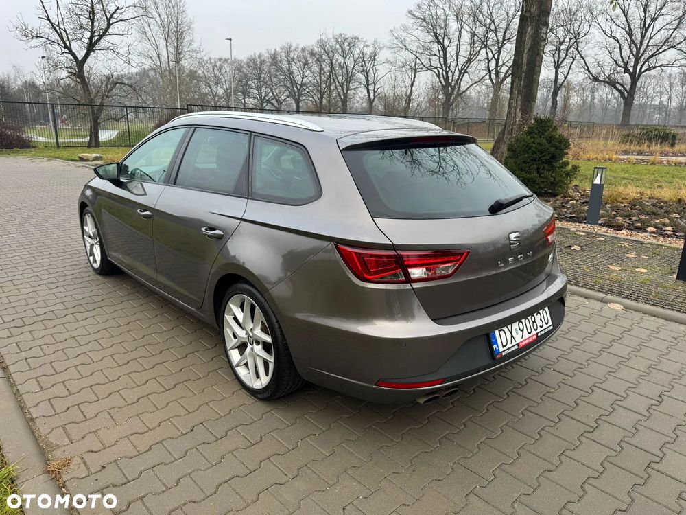 Seat Leon 1.8 TSI Start&Stop DSG FR - 3