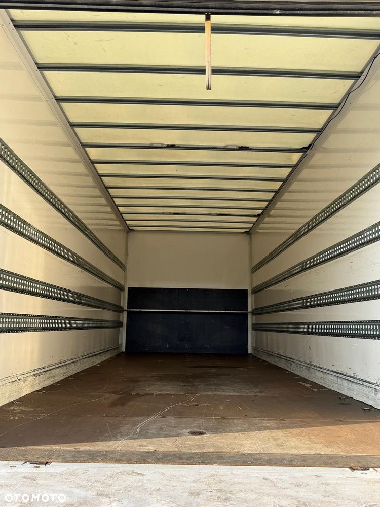 DAF LF 290 / IZOTERMA / WINDA / WINDA / NOWE OPONY  / 2020 / EURO 6 / 18 PALET / SPROWADZONY / AUTOMAT / SYPIALKA - 15