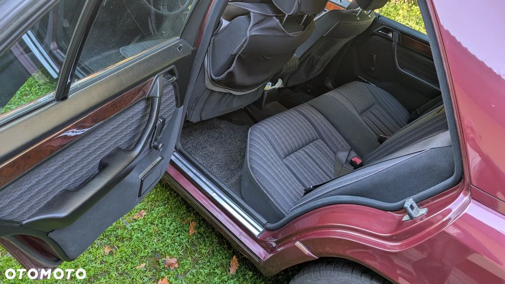 Mercedes-Benz W124 (1984-1993) - 7