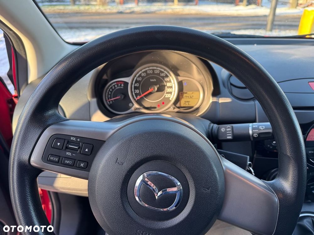 Mazda 2 1.3 Exclusive - 14