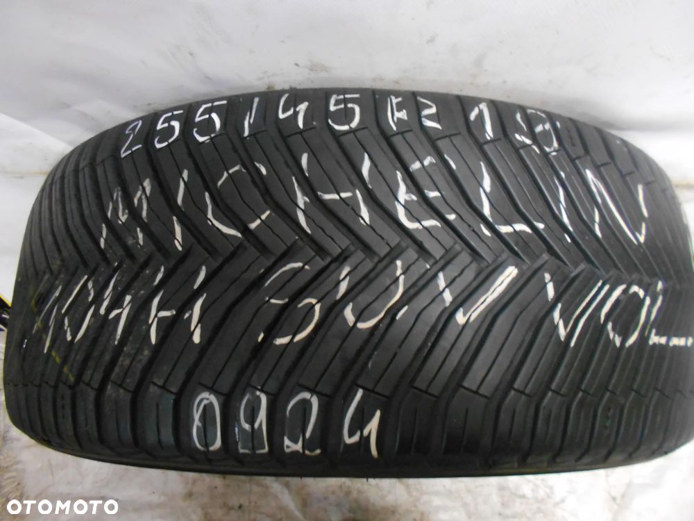 OPONY  255/45R19 MICHELIN CROSSCLIMATE 2 SUV VOL DOT 0924 / 4923  7MM - 2