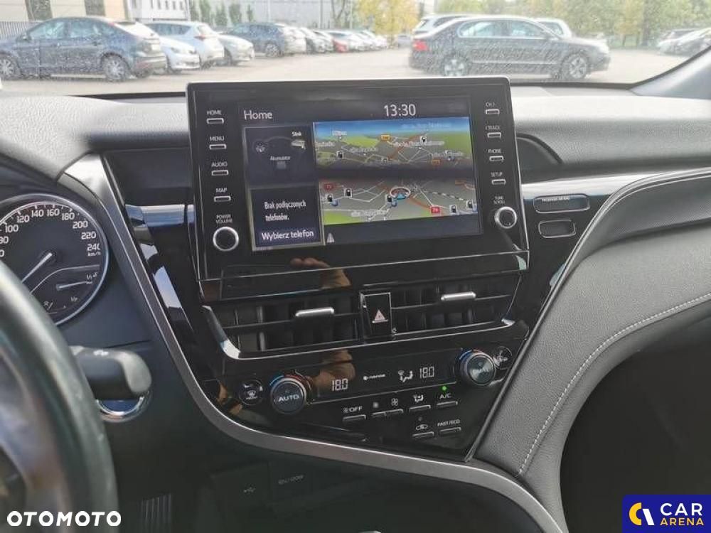 Toyota Camry - 37