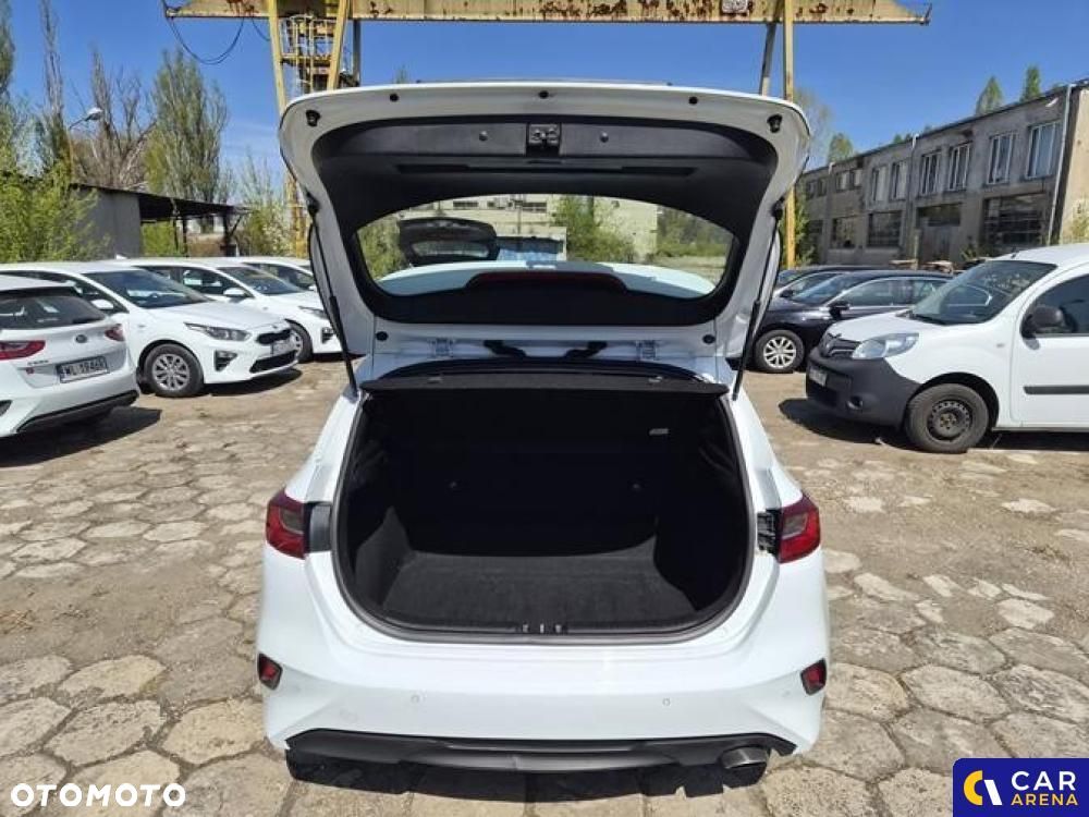 Kia Ceed - 35